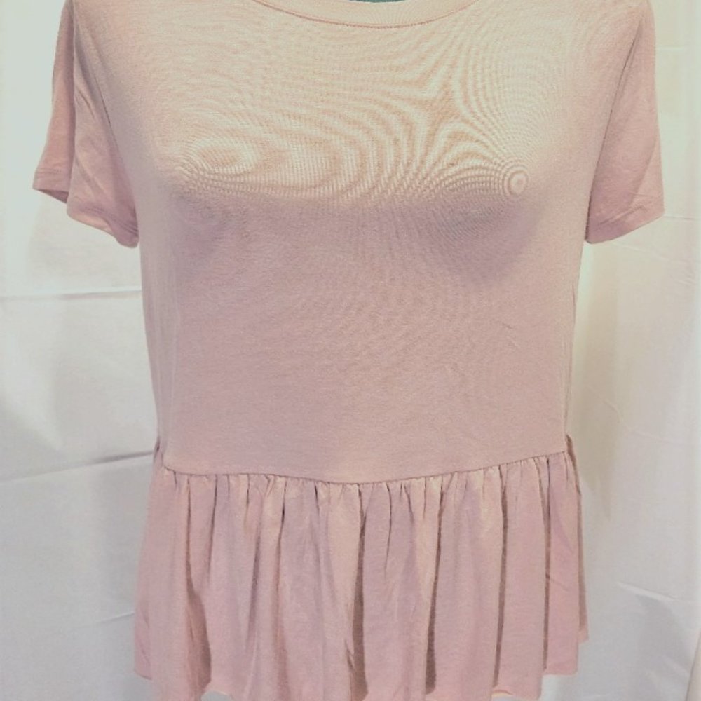 💗Lauren Conrad Light Pink Ruffle Peplum Short Sleeve Top M
